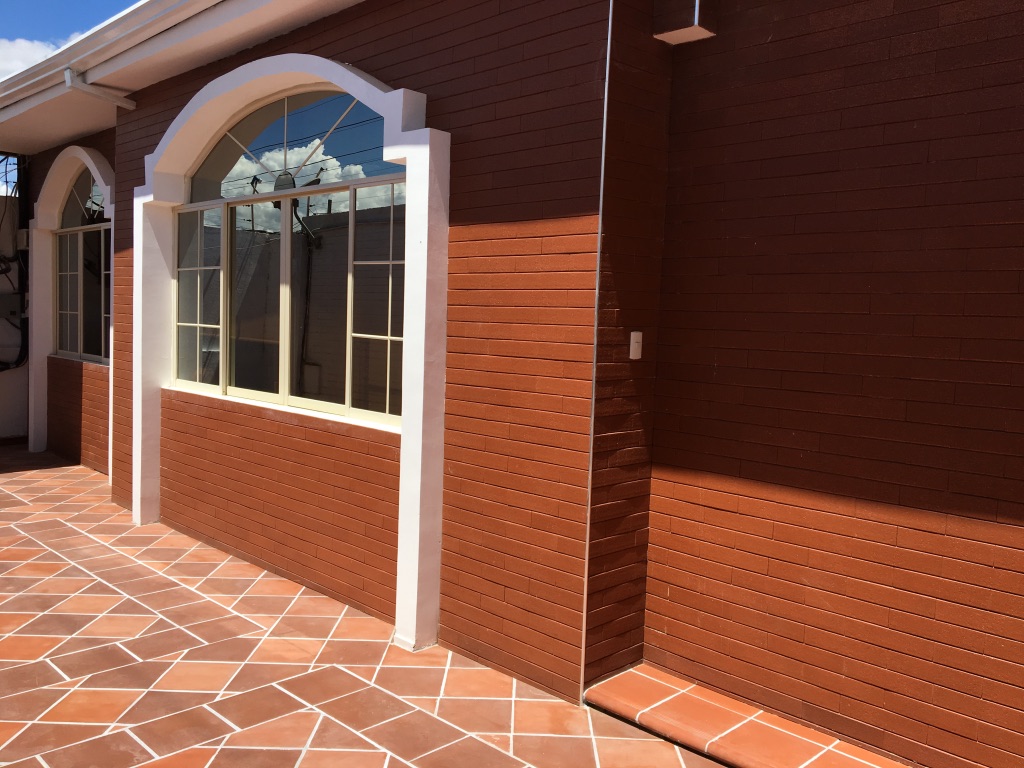 Enchape Caravista Lisa Terracota DECORTEJA 25.5x7CM por 1m²