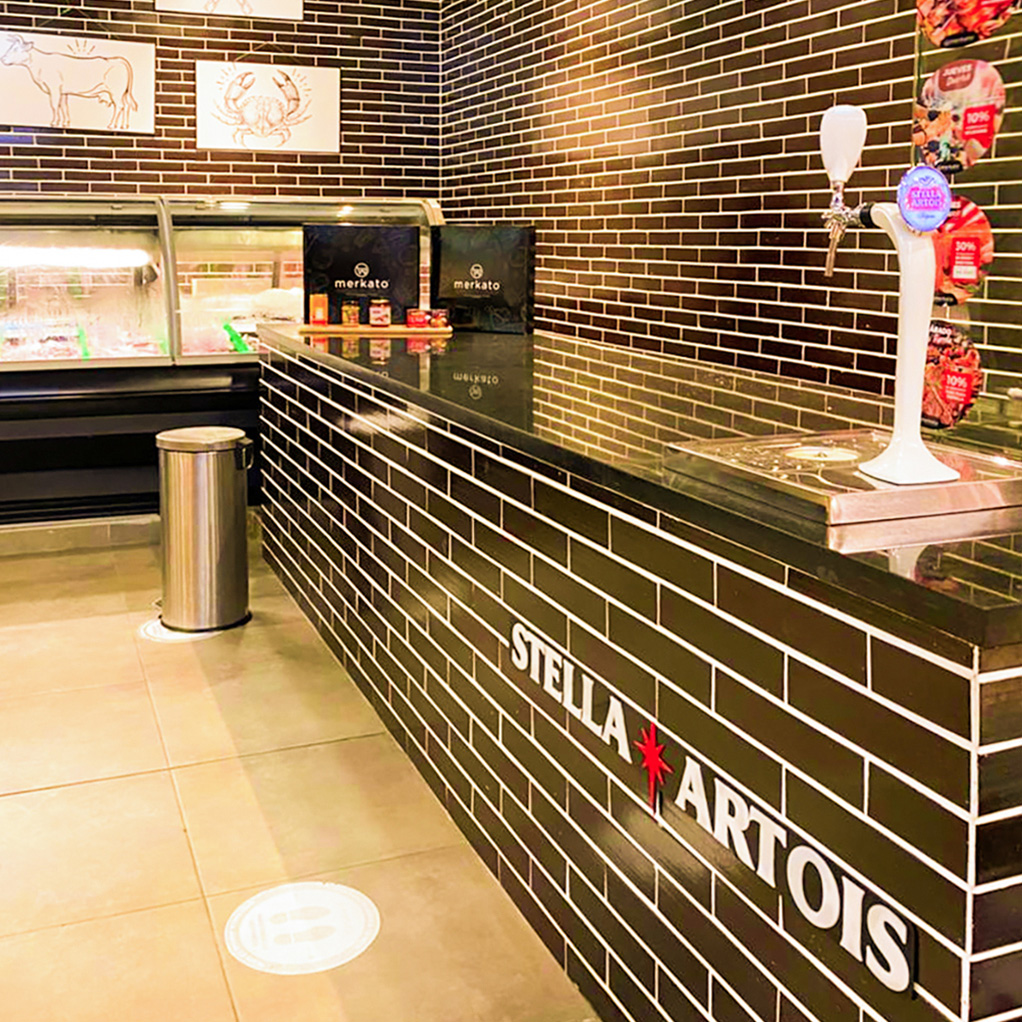 Enchape Caravista Lisa Negro Mate DECORTEJA 25.5x7CM por 1m²