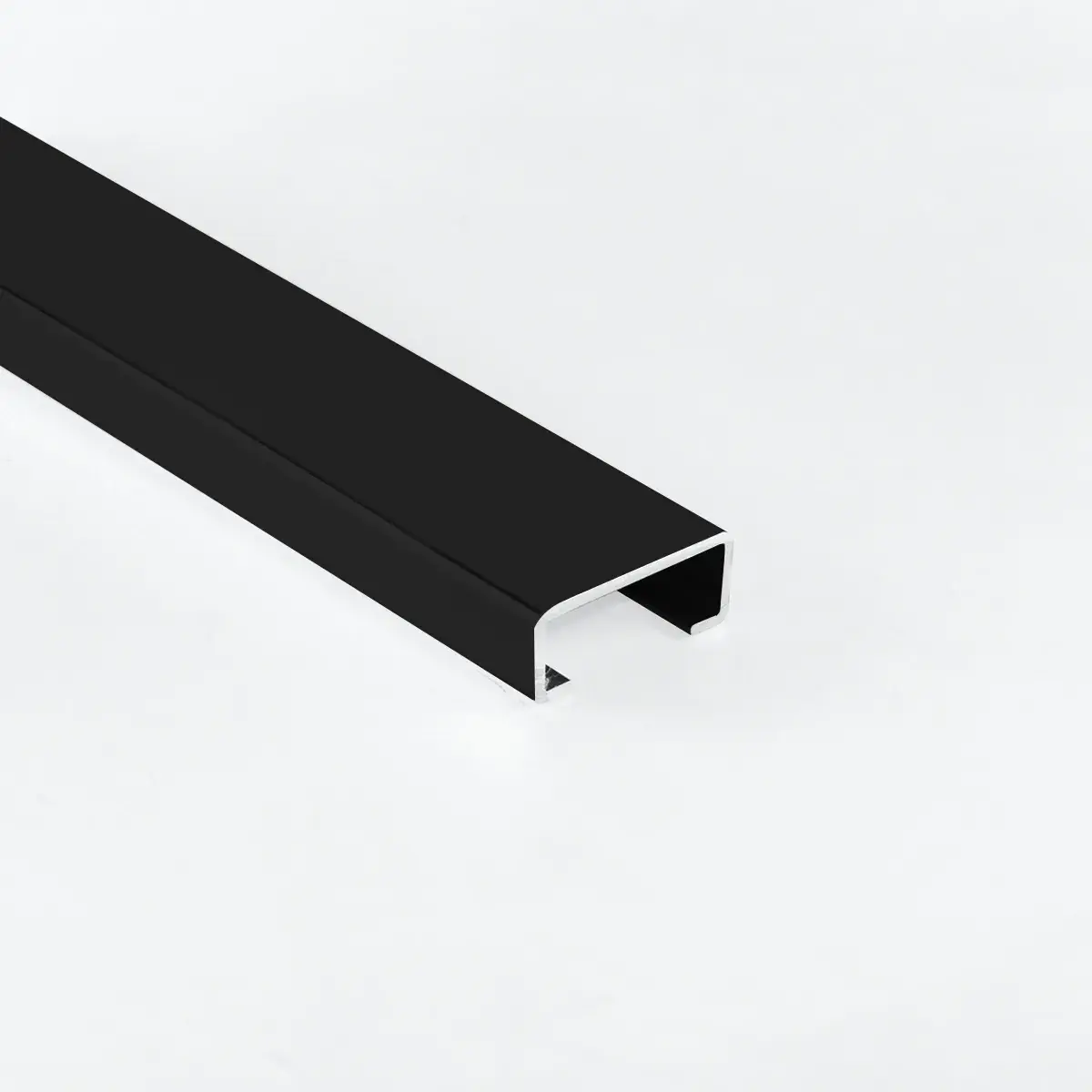 [DSBPAALISB20NGB] Decor Listelo Recto Negro Brillante de 2cm KANTU